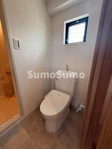 トイレ　清潔感のあるトイレです