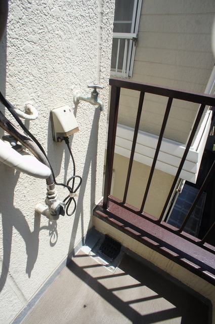 その他　洗濯機置場は室外です。※前回募集時の写真です。