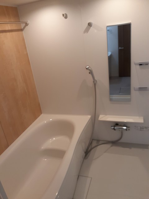 バス・シャワールーム　ゆったり過ごせるお風呂です