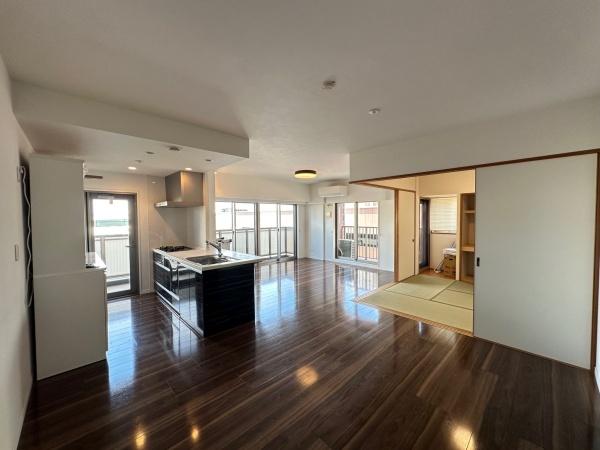 アンピール大村ステーションツリー_内装_1