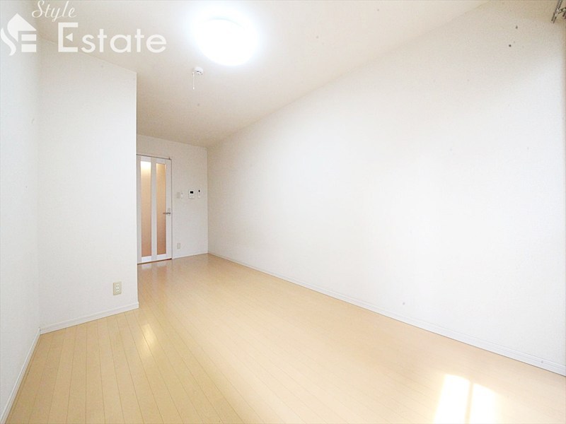 居室・リビング　内装