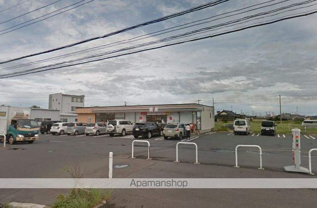 コンビニ　セブンイレブン（コンビニ）まで2328m