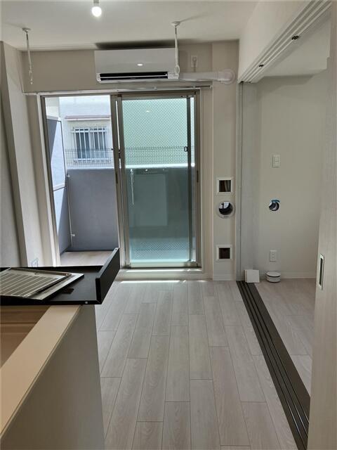 居室・リビング　?