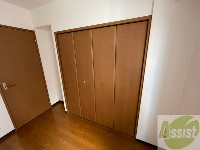 収納　大きな収納で荷物が多い人でも安心ですね！！