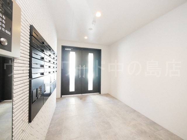 エントランス　詳細は、ウィンドワード中の島店までご相談下さい。