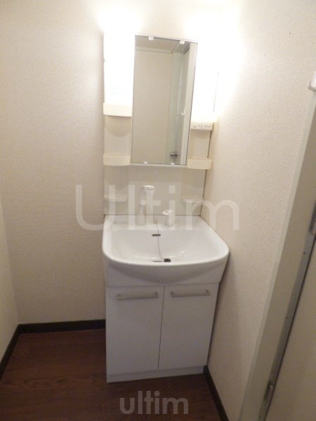 洗面設備　シャンプードレッサー