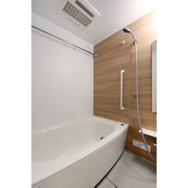 バス・シャワールーム　日々の暮らしに欠かせないお風呂です