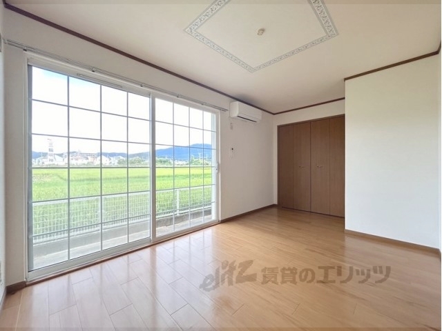 居室・リビング　洋室