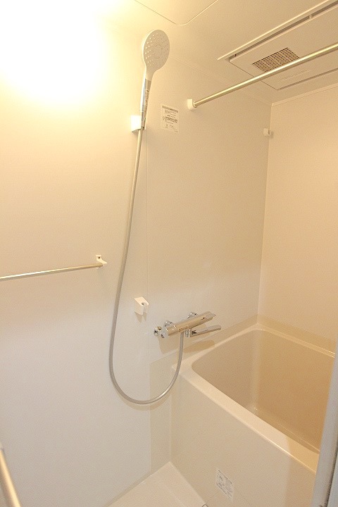 バス・シャワールーム　浴室