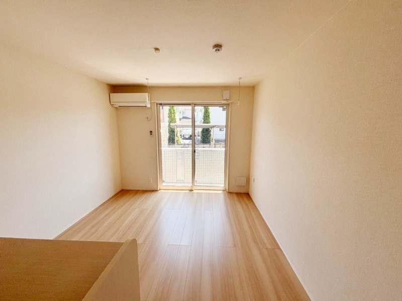 居室・リビング　図面と現状に相違がある場合には現状を優先