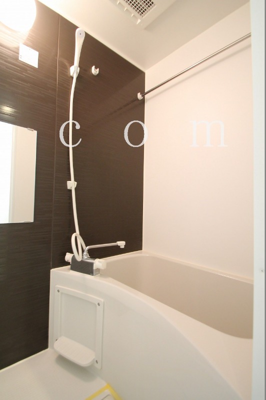 バス・シャワールーム　バスルーム