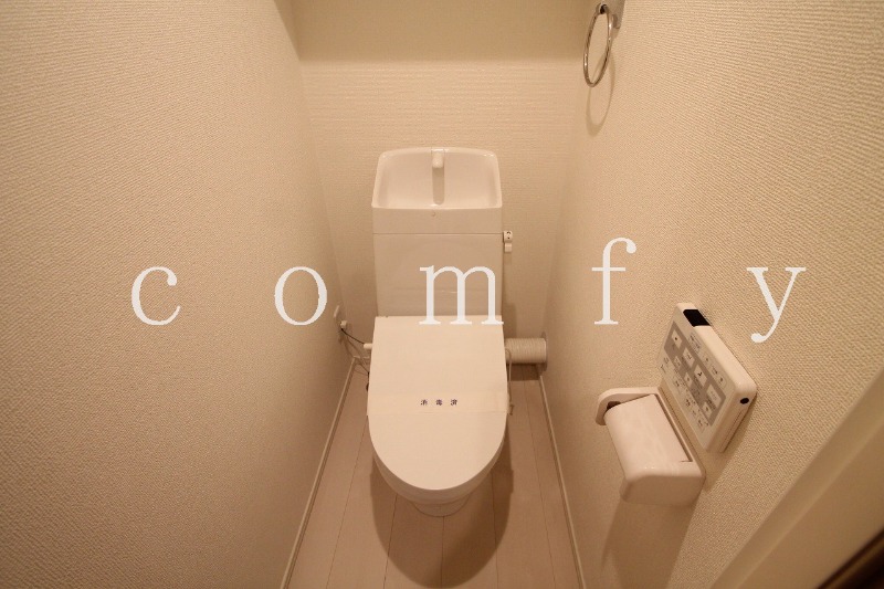 トイレ　ウォシュレット付きトイレ
