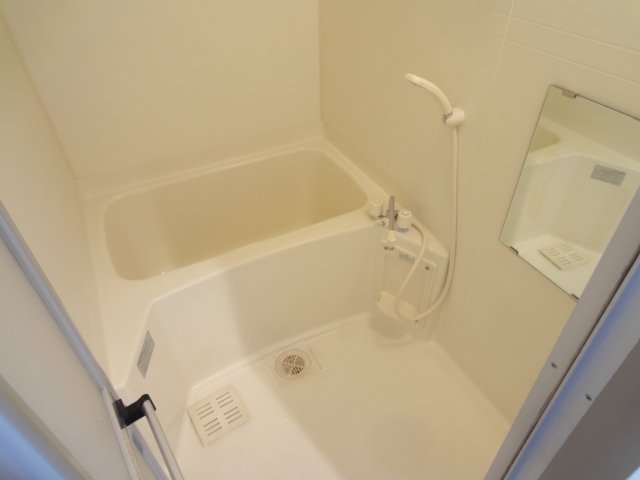 バス・シャワールーム　同物件別号室