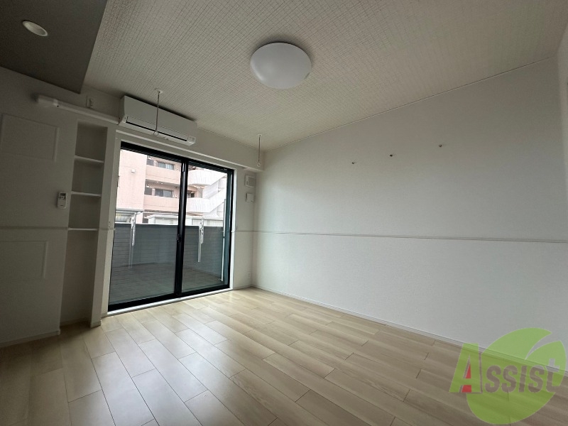 居室・リビング　広々なお部屋で快適に楽しく暮らしましょう。