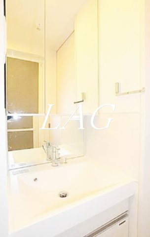 洗面設備　洗面台です。