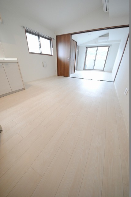 居室・リビング　別部屋です