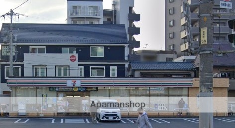 コンビニ　セブンイレブン（コンビニ）まで726m