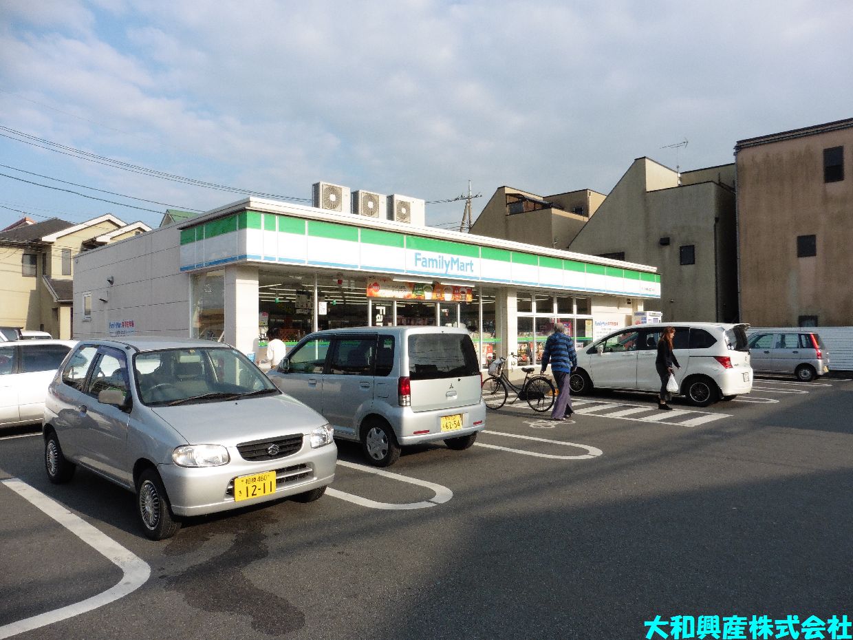 コンビニ　ファミリーマート サンズ相模台五丁目店（コンビニ）まで802m