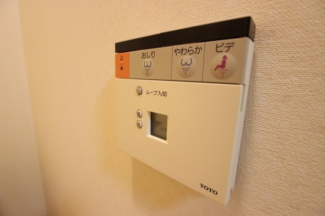 コンビニ　ファミリーマート猫屋町店（コンビニ）まで34m