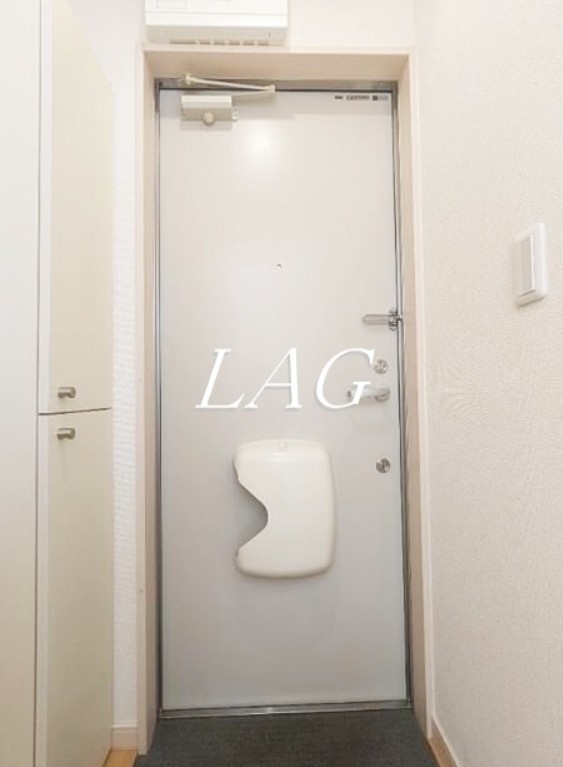 玄関　玄関です。