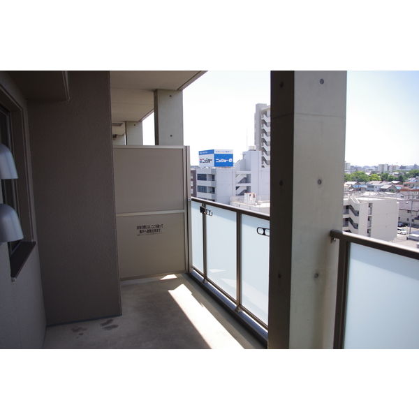 バルコニー　※他のお部屋の参考写真です