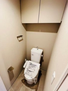 トイレ　※別部屋の参考写真です。