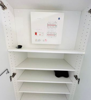 玄関　※別部屋の参考写真です。