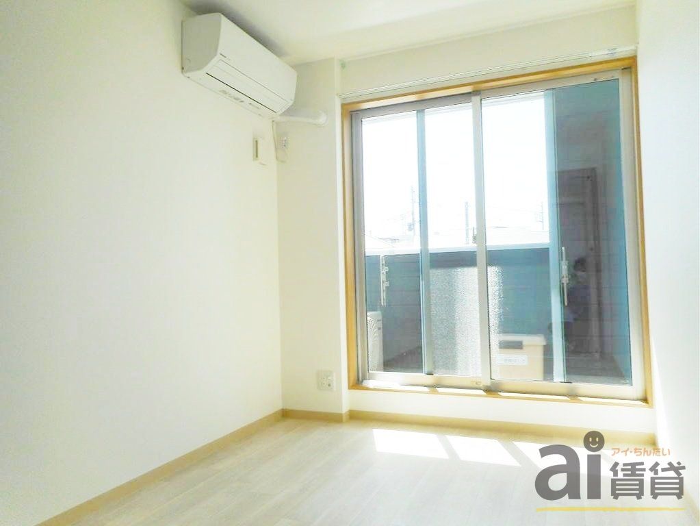 居室・リビング　※別号室参考写真