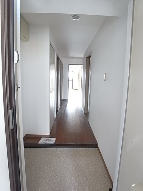 玄関　ゆったりとした玄関です