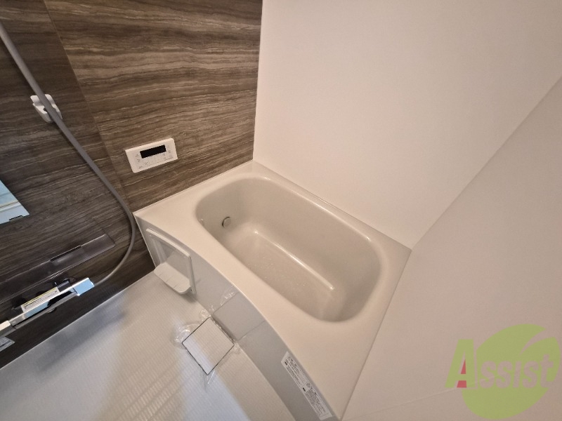 バス・シャワールーム　浴室は綺麗で追い焚きも付いて気持ちよくお過ごしいただけます。