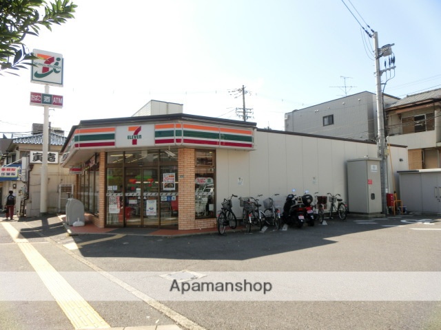 コンビニ　セブンイレブン（コンビニ）まで731m