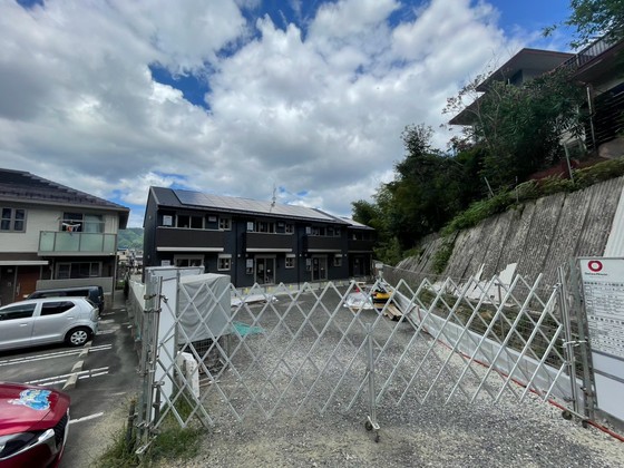 玄関　※現在建築中です。現状優先。