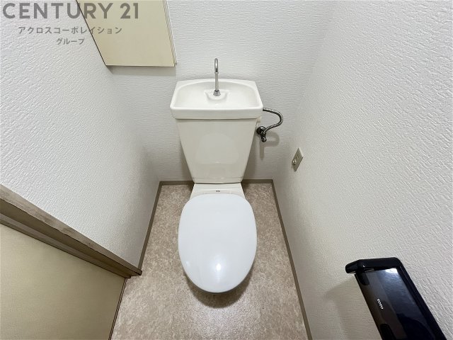 トイレ　コンパクトで使いやすいトイレです♪