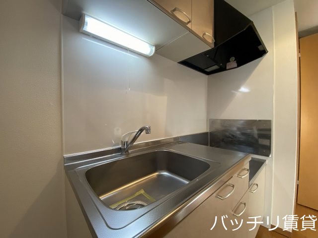 キッチン　※同型タイプの為、現状を優先いたします