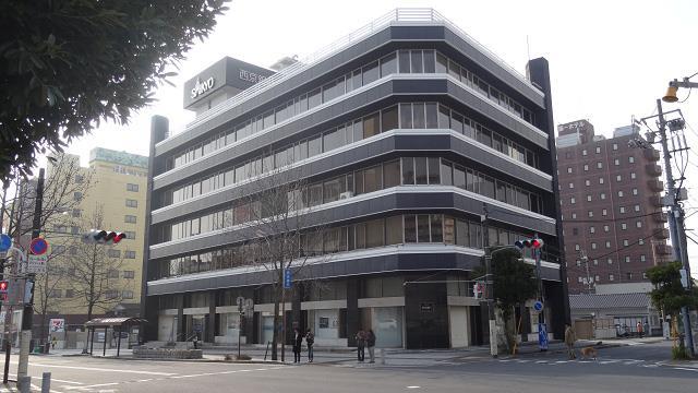 銀行　西京銀行本店（銀行）まで754m
