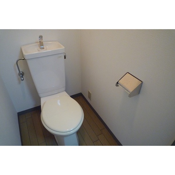 トイレ　※他部屋参考写真
