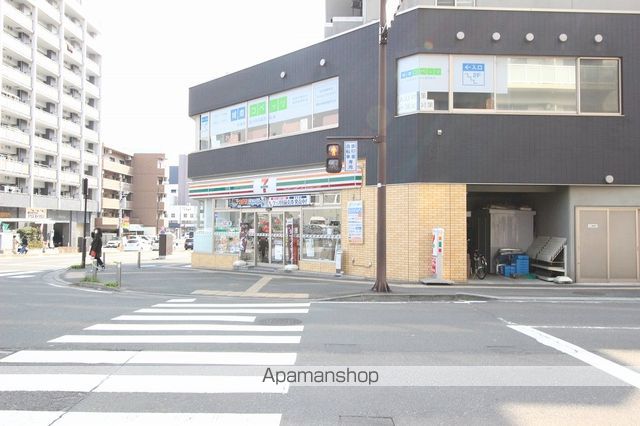 コンビニ　セブンイレブン鉄砲町店（コンビニ）まで200m