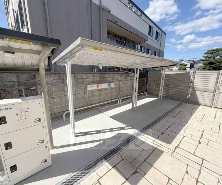 地下鉄東西線 東野駅 徒歩12分 2階建 築1年の外観写真