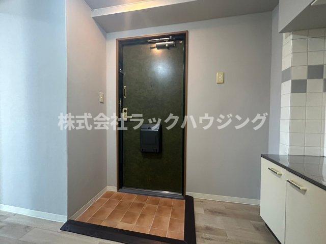 玄関　【お部屋さがしはラックハウジングにお問合せ下さいませ♪】