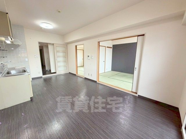 メゾンソレイユの居間写真