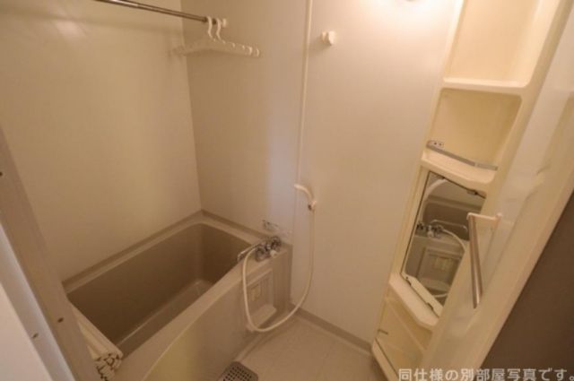 COMFORTIIの風呂写真