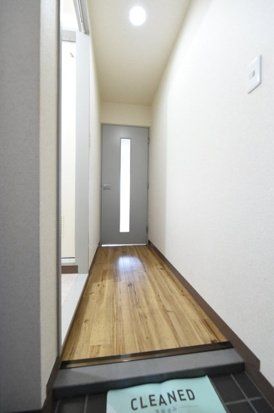 玄関　物件画像