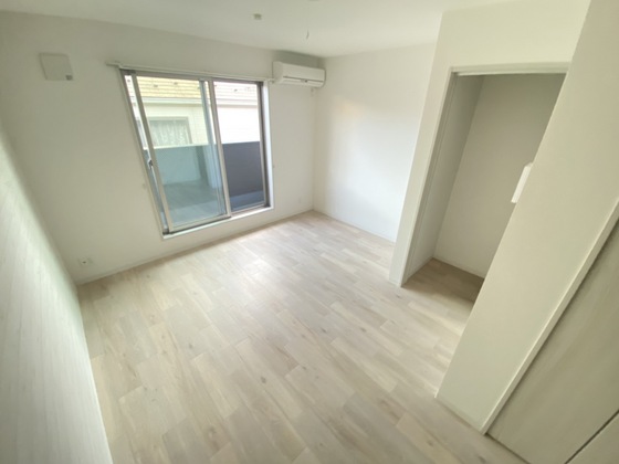 居室・リビング　※別部屋の写真です