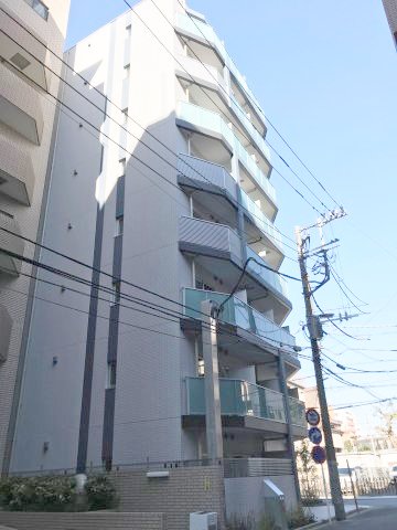 建物外観　「横浜」駅も徒歩圏内の賃貸マンションはコチラ