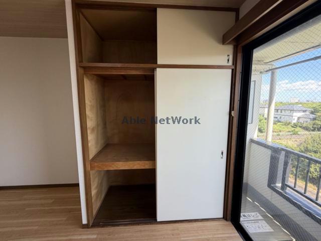 玄関　※別部屋写真参照