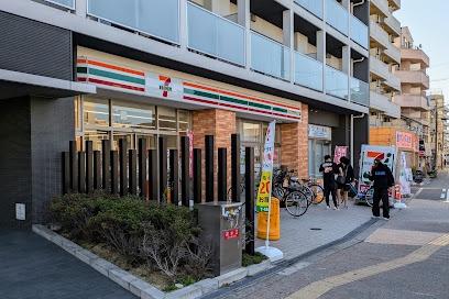 コンビニ　セブンイレブン地下鉄小路駅東店（コンビニ）まで863m