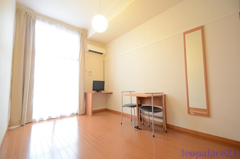居室・リビング　設備仕様は号室により異なる為、現況を優先します。