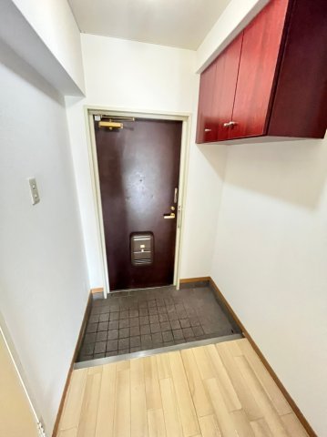 玄関　別号室の画像です。ご参考下さい