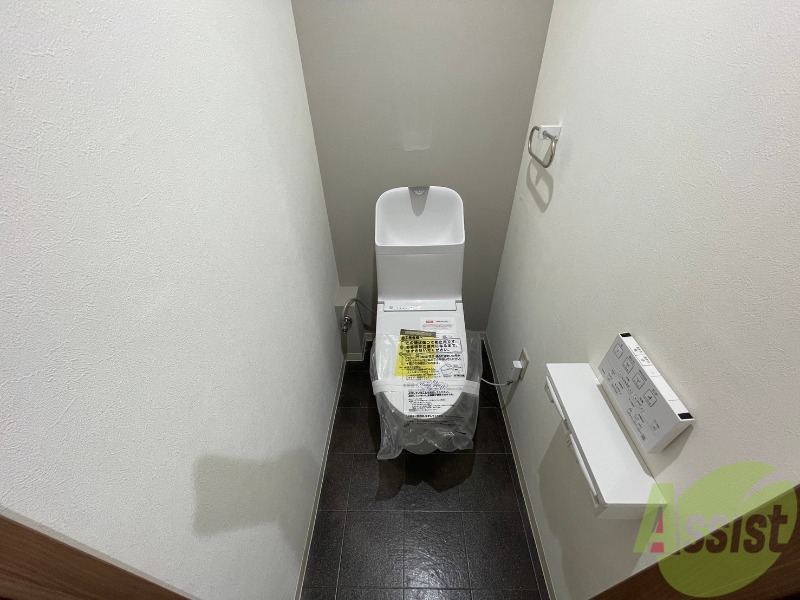 トイレ　こちらはトイレです。清潔感があり、安心して使用できます。