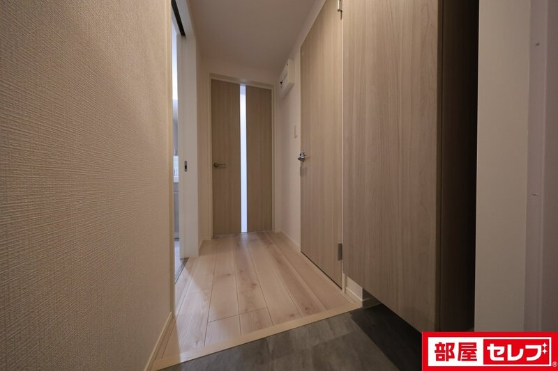 MOVE本陣PREMIOの玄関写真